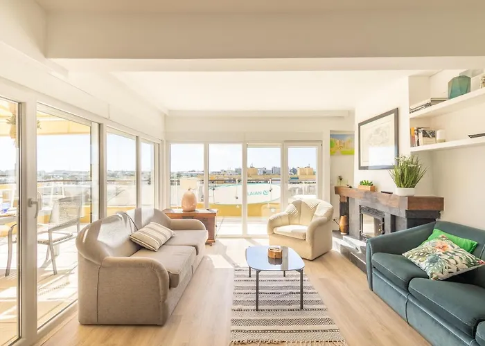 Oceanfront & Big Terrace Private Condo
