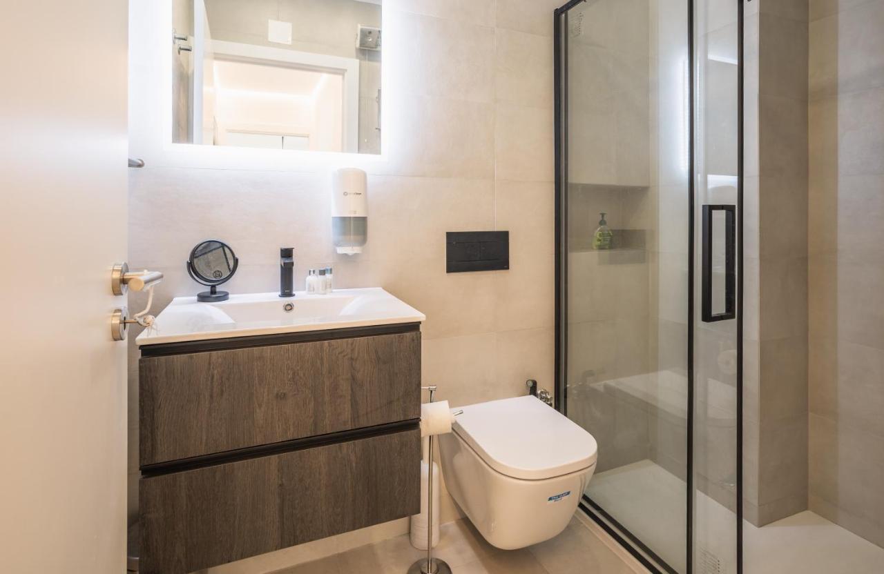 Apartment Oceanfront & Big Terrace Private Oeiras